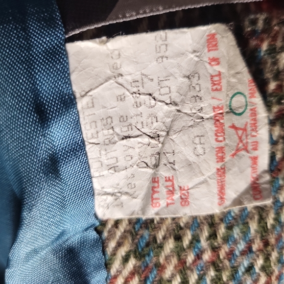 Gris Blanc Woman Blazer Size 11  Canada Made - Picture 5 of 6